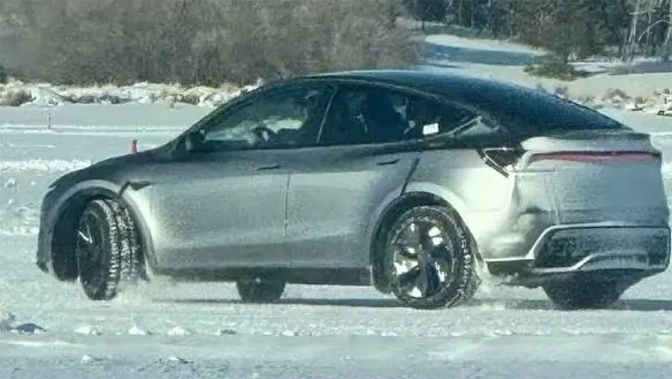 Tesla Model Y - Juniper