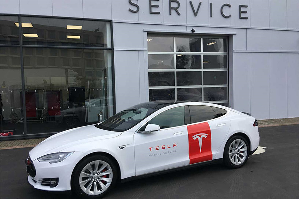 Tesla mobile service
