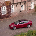 Tesla verrast in Duitsland met proefritjes Model 3